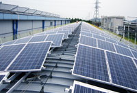 高鐵燕巢總機廠太陽光電系統正面照