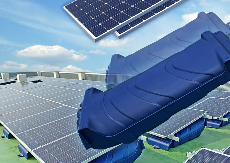太陽能支架自重式水箱系統由太陽能板支撐裝置(填充式自重式基礎)與太陽能模組及其製造方法(平面太陽能模組)兩項發明專利組合形成；歷經結構分析、物性分析及第三方驗證，得到長效使用(>25年)結論後，再歷經三年實際電廠安裝運用驗證成效卓越。由2017年開始量產，已實際設置於國內RC屋面，裝設至今無損壞、維修紀錄，亦無客訴反饋，維護狀態良好。並於2021年榮獲經濟部工業局所舉辦之設計競賽大獎第二名。